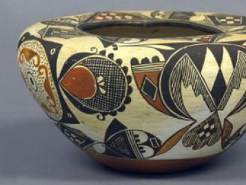 UMMA 2007-12-1: Southwest vessel, Acoma, Warner Collection 